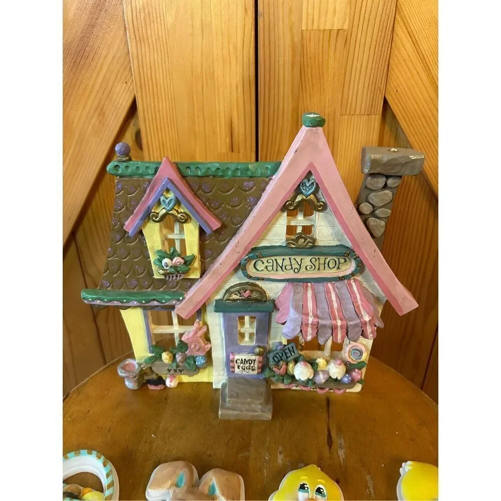 Vintage coffee shop/Easter decorations (8776)￼